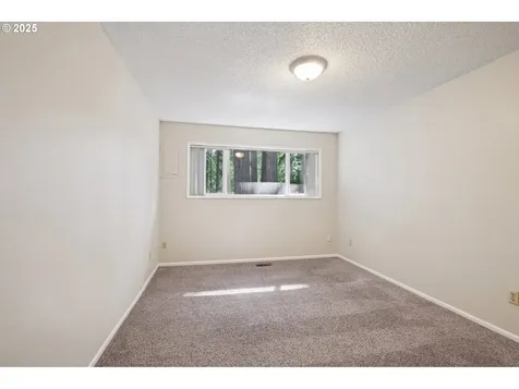 1200 NE Territorial Road Canby OR 97013