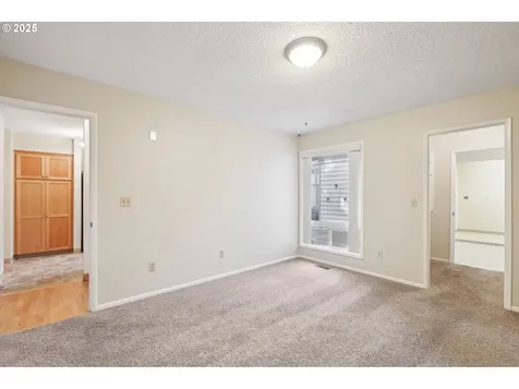 1200 NE Territorial Road Canby OR 97013