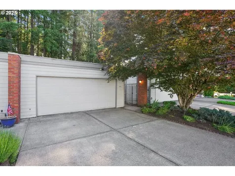 1200 NE Territorial Road Canby OR 97013