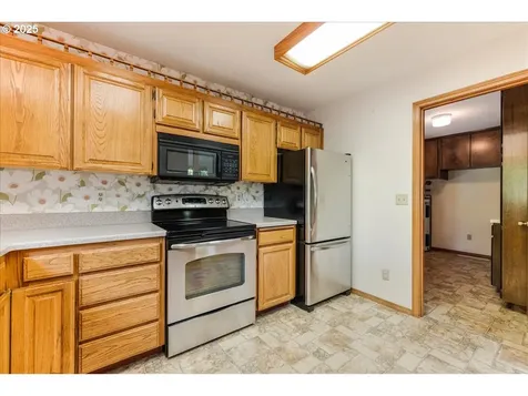 3135 NW Charmyr Vista Drive Corvallis OR 97330