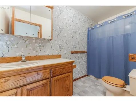 3135 NW Charmyr Vista Drive Corvallis OR 97330