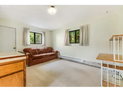 3135 NW Charmyr Vista Drive Corvallis OR 97330