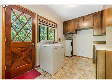 3135 NW Charmyr Vista Drive Corvallis OR 97330