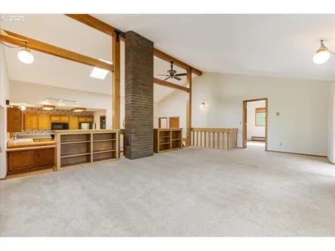 3135 NW Charmyr Vista Drive Corvallis OR 97330