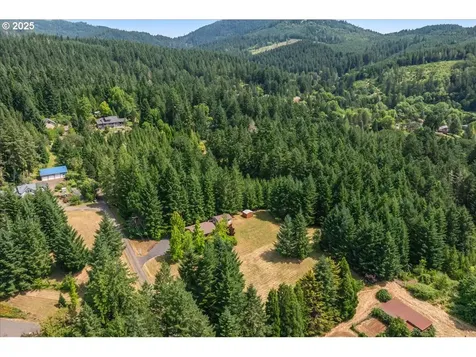 3135 NW Charmyr Vista Drive Corvallis OR 97330