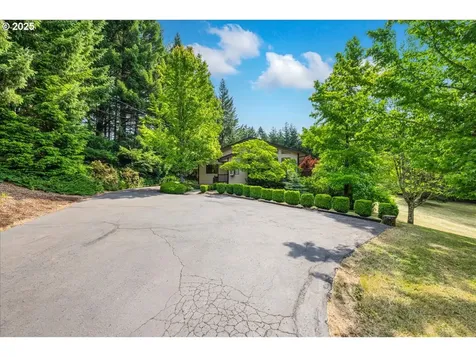 3135 NW Charmyr Vista Drive Corvallis OR 97330