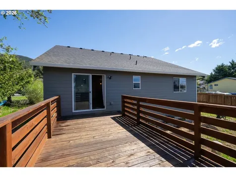 1185 NE Francis Street Rockaway Beach OR 97136