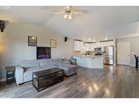 1185 NE Francis Street Rockaway Beach OR 97136