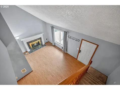 8941 SE Knapp Street Portland OR 97266