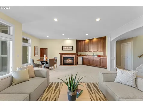 57 Hidalgo Street Lake Oswego OR 97035