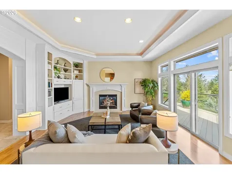 57 Hidalgo Street Lake Oswego OR 97035