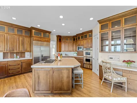 57 Hidalgo Street Lake Oswego OR 97035