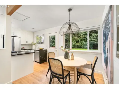 4225 SE Malden Street Portland OR 97206