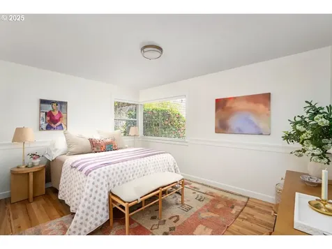4225 SE Malden Street Portland OR 97206