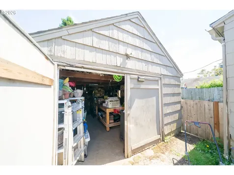1450 SW Ninth Street Dallas OR 97338