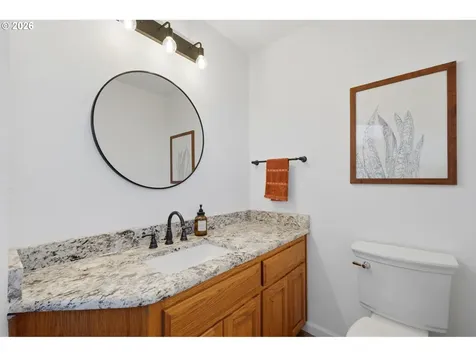 2101 N Thorne Street Newberg OR 97132