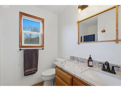 2101 N Thorne Street Newberg OR 97132