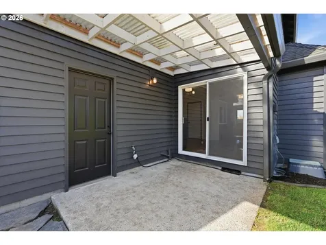 2101 N Thorne Street Newberg OR 97132