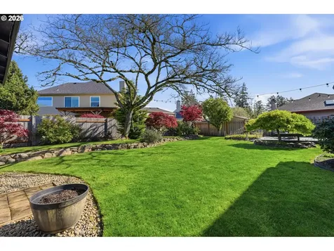 2101 N Thorne Street Newberg OR 97132