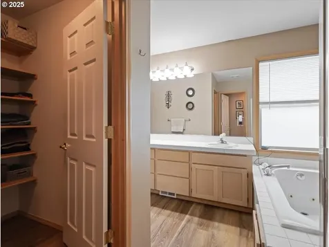 14405 Andrea Lynn Terrace Oregon City OR 97045