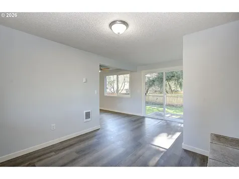 9215 NE 21st Street Vancouver WA 98664