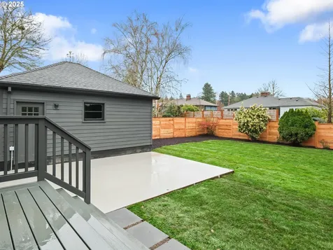 3506 SE Insley Street Portland OR 97202