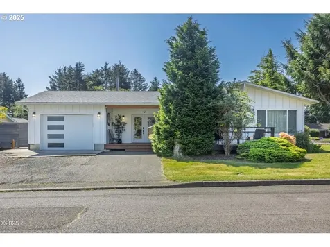 3100 NE 31st Court Lincoln City OR 97367