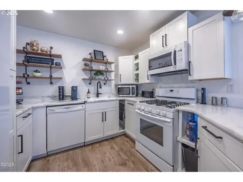 3100 NE 31st Court Lincoln City OR 97367