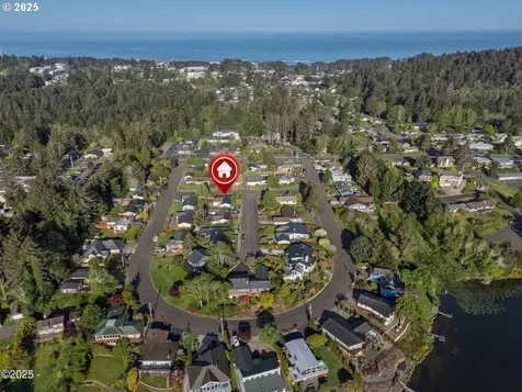 3100 NE 31st Court Lincoln City OR 97367