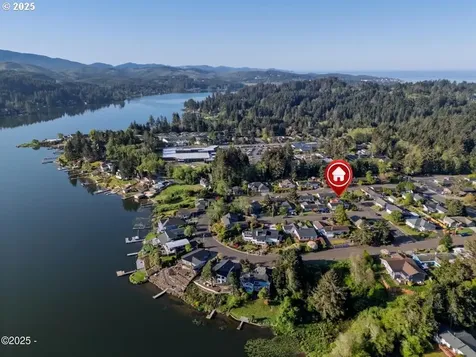 3100 NE 31st Court Lincoln City OR 97367