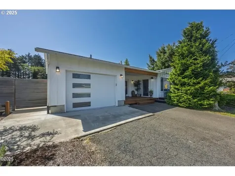 3100 NE 31st Court Lincoln City OR 97367
