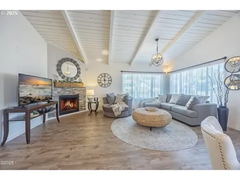 3100 NE 31st Court Lincoln City OR 97367