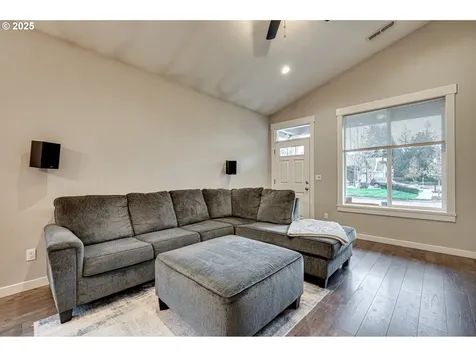 816 NE 11th Court Battle Ground WA 98604