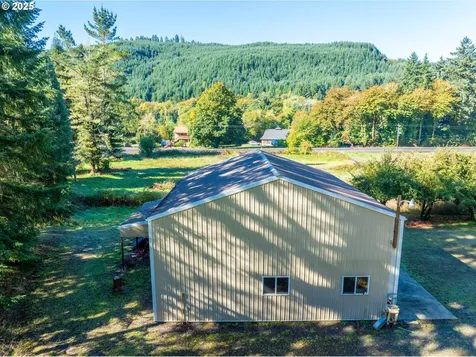 140 Golden Drive Scottsburg OR 97473