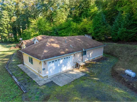 140 Golden Drive Scottsburg OR 97473