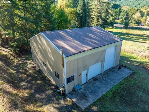 140 Golden Drive Scottsburg OR 97473