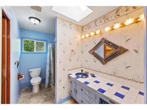 200 S Adams Street Coquille OR 97423
