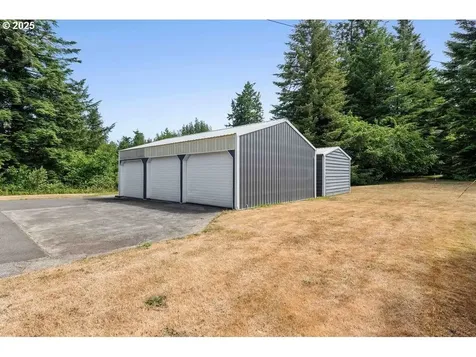 200 S Adams Street Coquille OR 97423