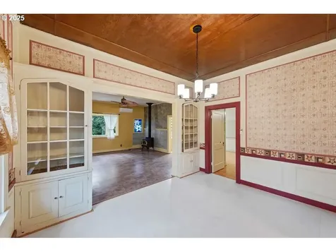 200 S Adams Street Coquille OR 97423