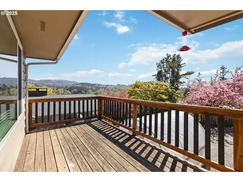 106 Dixie Lane Longview WA 98632