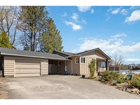 106 Dixie Lane Longview WA 98632