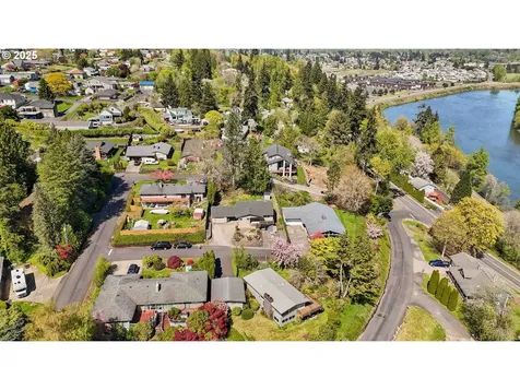 106 Dixie Lane Longview WA 98632
