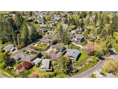 106 Dixie Lane Longview WA 98632
