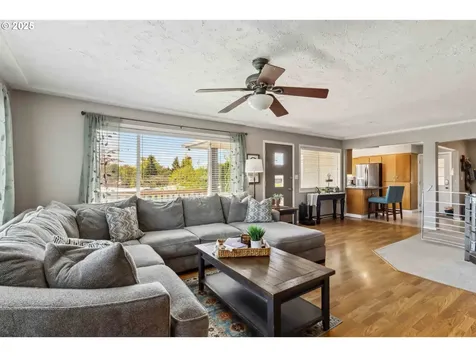 106 Dixie Lane Longview WA 98632