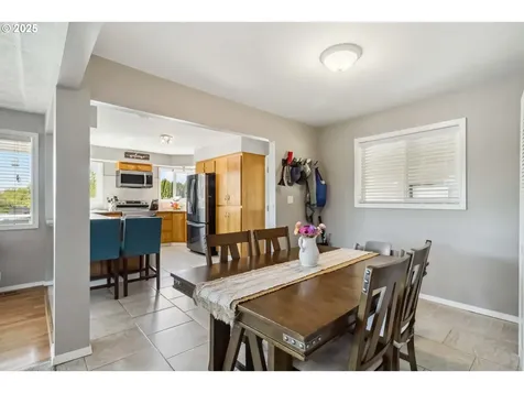 106 Dixie Lane Longview WA 98632