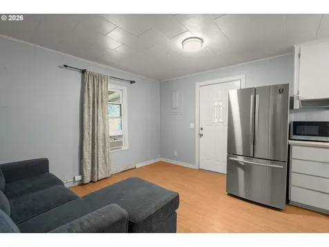 2946 E 1st Avenue Camas WA 98607