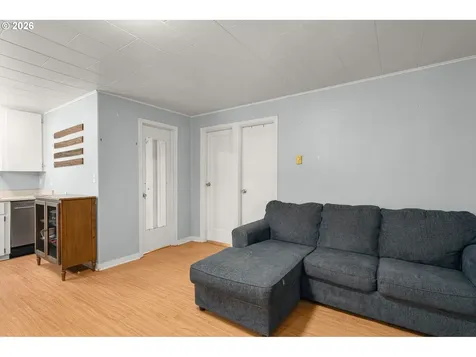2946 E 1st Avenue Camas WA 98607