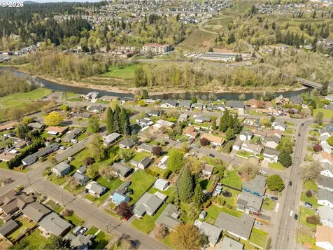 2946 E 1st Avenue Camas WA 98607