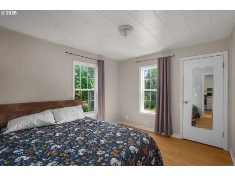 2946 E 1st Avenue Camas WA 98607
