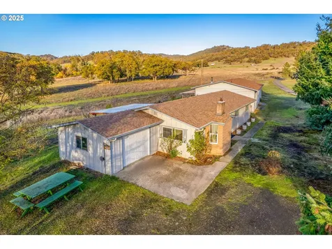 240 Blands Lane Roseburg OR 97471